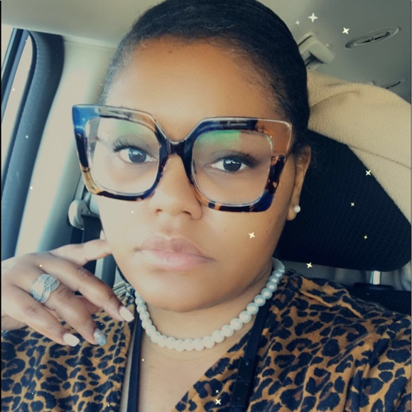 Meet your Posher, Jamie - Picture 1 of 1